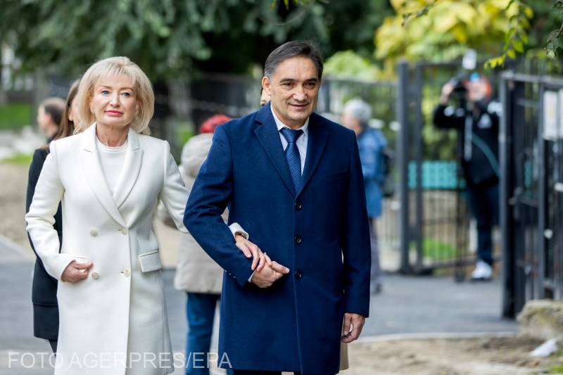 Alexandr Stoianoglo și soția sa Țvetana. Foto: Agerpres