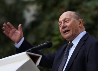 Băsescu, după mutarea lui Nicușor Dan: „A procedat corect cu Veștea”. Mesaj dur pentru Bolojan: „Să aibă maturitate”