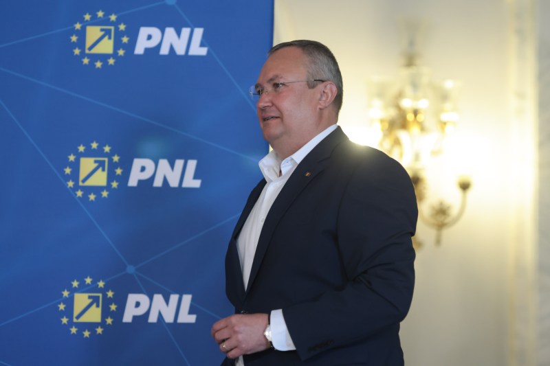 Nicolae Ciucă: „Toată lumea mă atacă/ Mi-aș dori să mă dea sondajele pe locul 14”
