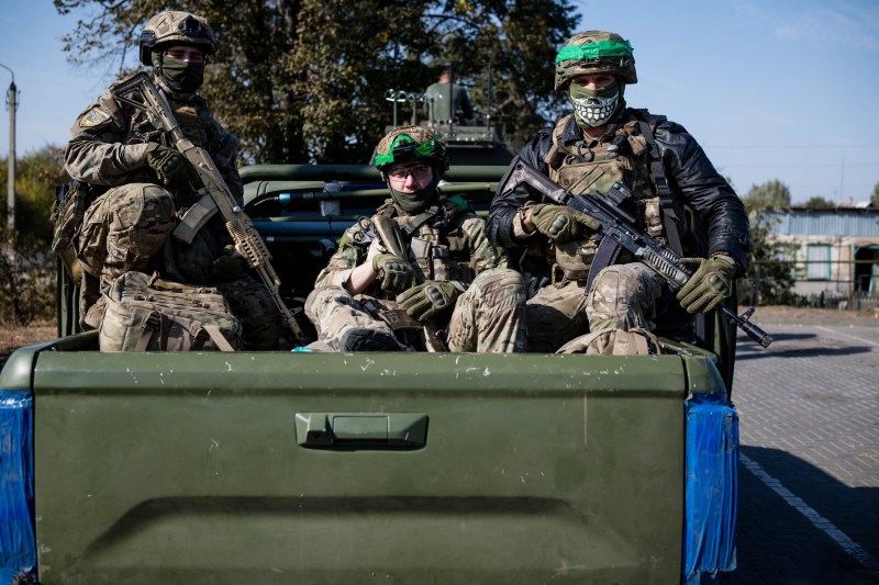 SUA îndeamnă Ucraina să reducă vârsta de mobilizare la 18 ani pentru a consolida Armata – oficial american