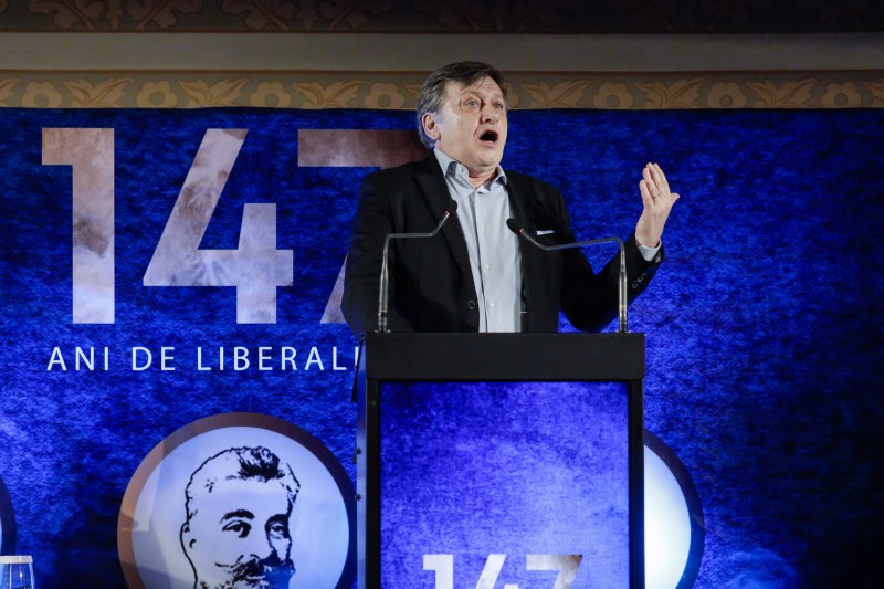 BREAKING NEWS Crin Antonescu, anunțat candidat comun pentru președinție / PSD, PNL, UDMR și minoritățile au semnat acordul pentru formarea guvernului. „Nu va fi un mandat ușor”