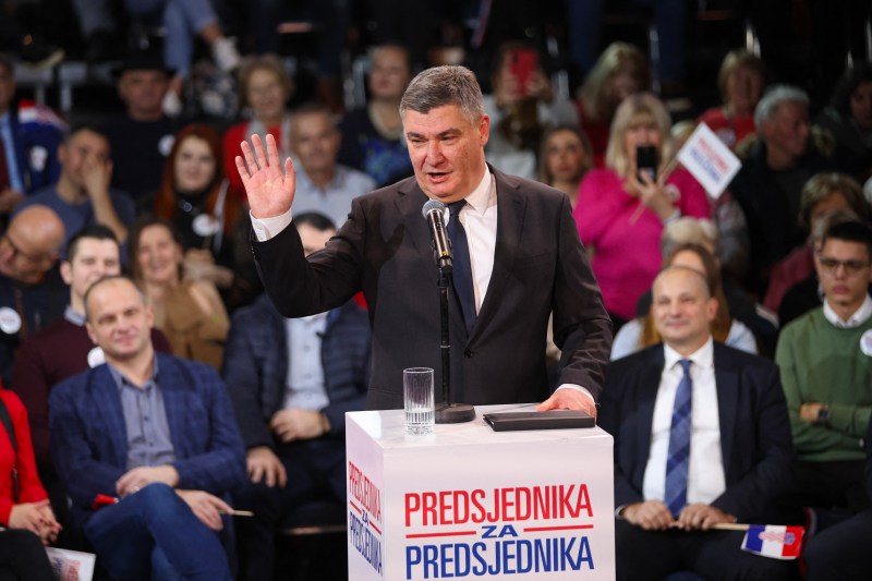 Croații votează duminică în primul tur al prezidențialelor / Favorit este actualul președinte, care a criticat ajutoarele militare pentru Ucraina