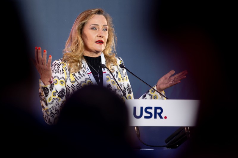 Elena Lasconi denunță „o manipulare de tip rusesc” în privința poziției ei față de „propaganda gay”: „Căsătoria pentru mine este între o femeie și un bărbat”