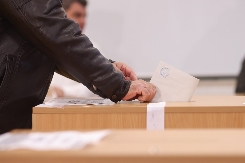 fanatik.ro: Ce cheltuieli electorale a avut Partidul Oamenilor Tineri. Suma plătită pentru promovarea online