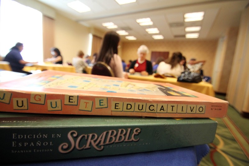 „O umilinţă incredibilă”: Titlul mondial la Scrabble în limba spaniolă a fost câştigat de un competitor care nu vorbeşte spaniola
