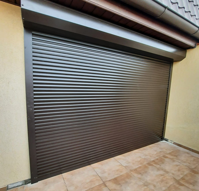 Usi de Garaj Jaluzele Romania by Comfortex