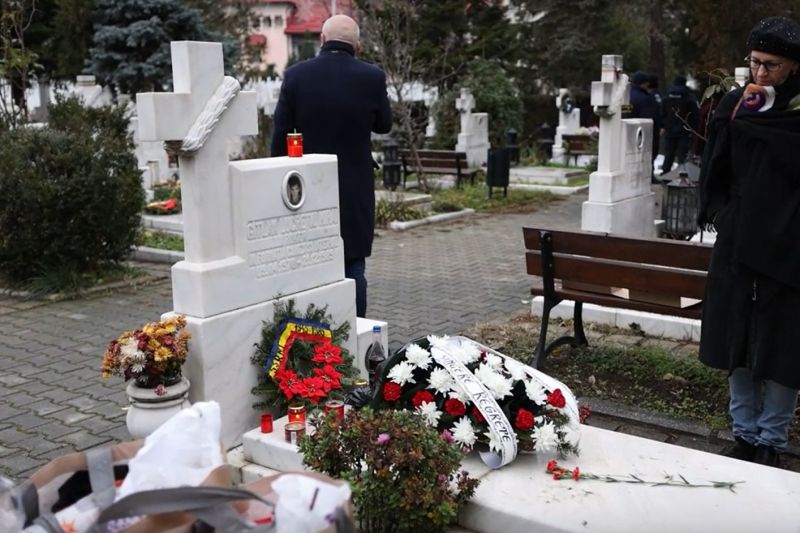 VIDEO Ce cred românii care i-au comemorat pe revoluționarii morți în decembrie ’89 despre ascensiunea partidelor extremiste. „Lumea a fost păcălită de acești farisei”