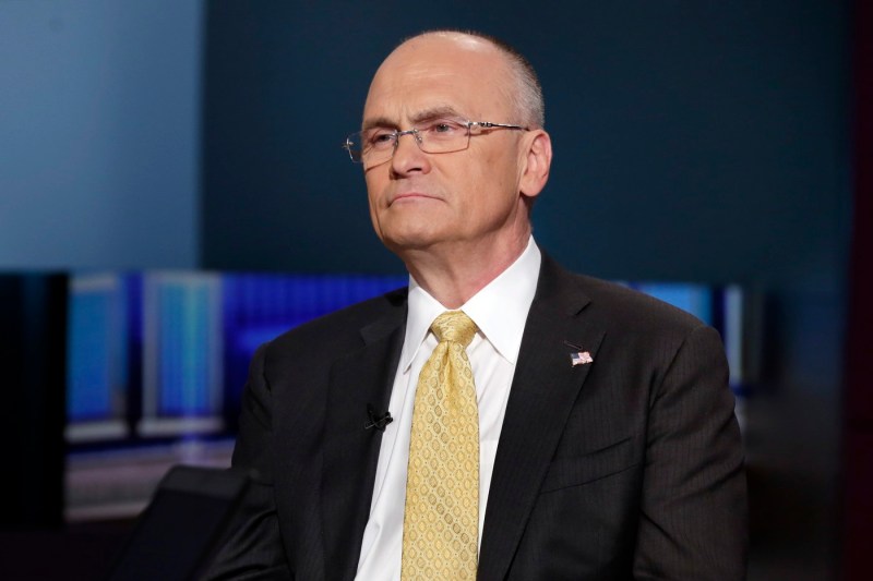Andrew Puzder, fost șef de restaurante fast-food implicat în mai multe scandaluri, nominalizat de Trump pentru funcția de ambasador al SUA în UE