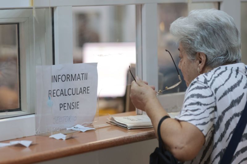 Bugetul pe 2025 va fi aprobat sâmbătă de Guvern. Ciolacu promite ajutoare de 2 miliarde de lei pentru pensionarii cu venituri mici