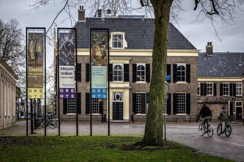 Jaful din Olanda. Infamul clan Remmo, pe lista suspecților. Anchetatorii au găsit mașina cu care au fugit hoții