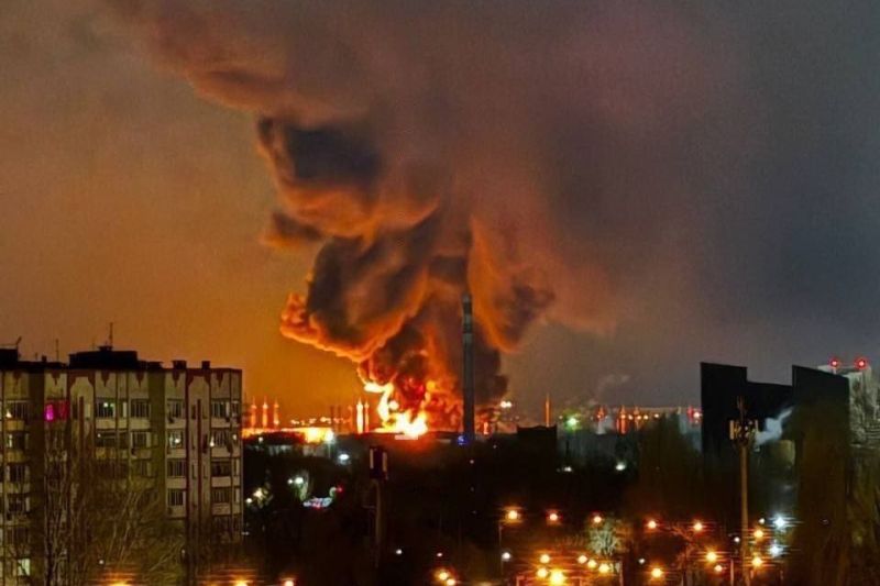 LIVE Război în Ucraina, ziua 1050: Incendiu uriaș la un depozit de petrol din Rusia în urma unui atac masiv cu drone ucrainene