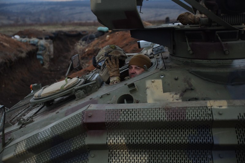 LIVE Război în Ucraina, ziua 1072: Nou atac aerian rusesc peste noapte / O dronă a lovit un bloc din Sumî, ucigând patru oameni / Au fost atacate și porturile dunărene de pe granița cu România