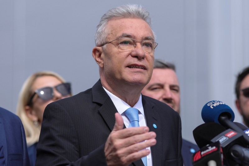 Consilierul prezidențial Cristian Diaconescu infirmă „categoric” o informație privind invitarea României la summitul de criză de la Paris