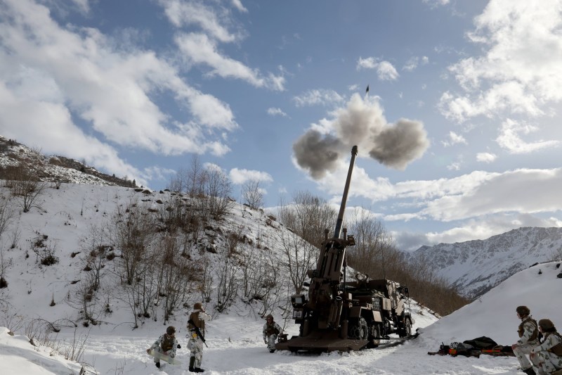 Cum vrea UE să consolideze poziția strategică a Ucrainei, în contextul negocierilor SUA-Rusia: Pachet masiv de armament, cu 1,5 milioane de obuze de artilerie