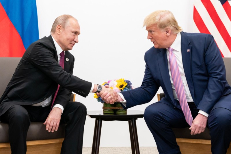 Donald Trump anunță în ce țară va avea prima întâlnire cu Vladimir Putin