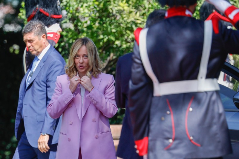 Giorgiei Meloni i se cere demisia, după un nou eșec „zgomotos” al planului privind centrele de detenție din Albania: „Piatra funerară pentru politicile de migrație”