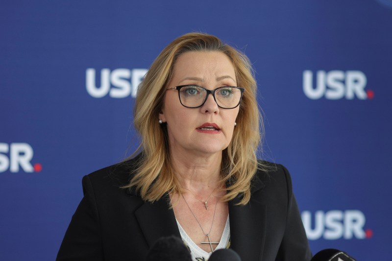 Lasconi, răspuns pentru Ciolacu în privința intrării USR la guvernare: „România are nevoie de un premier serios, nu de cineva care zboară cu Nordis”