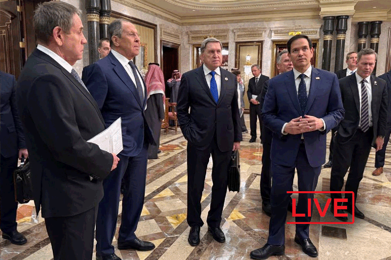 Stânga: ministrul Serghei Lavrov, al doilea, consilierul Yuri Ushakov și secretarul de stat Marco Rubio după întâlnirea din Riad. Foto: AFP / Contul X al Ministerului Rus al Apărării