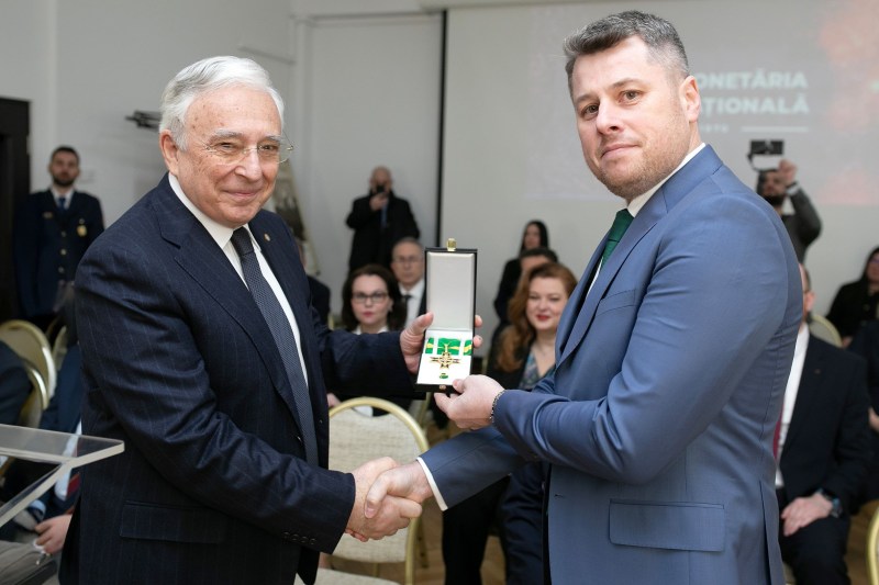 Monetăria Statului, decorată cu ordinul „Meritul Industrial și Comercial”, în grad de „Comandor”