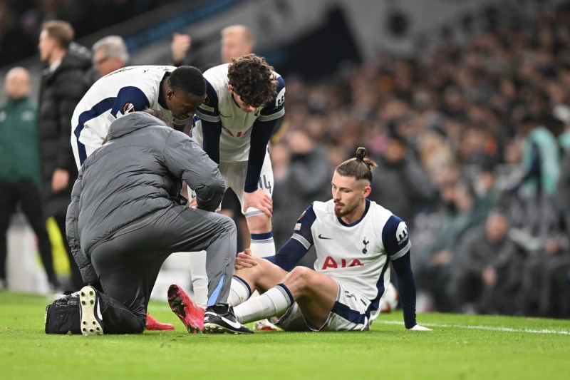 Se tem de ce e mai rău. Situație de coșmar la 23 de ani pentru vedeta naționalei României