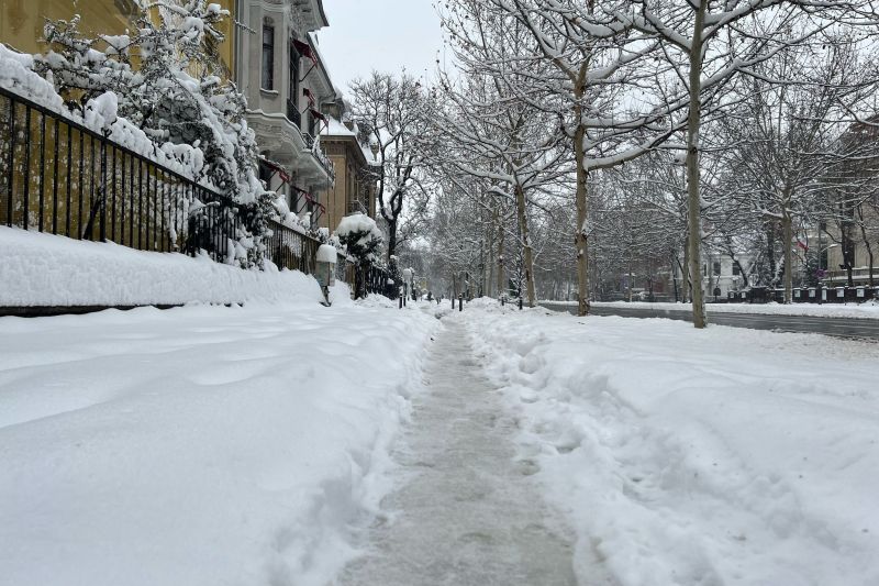 Zăpadă în București / Foto: HotNews.ro