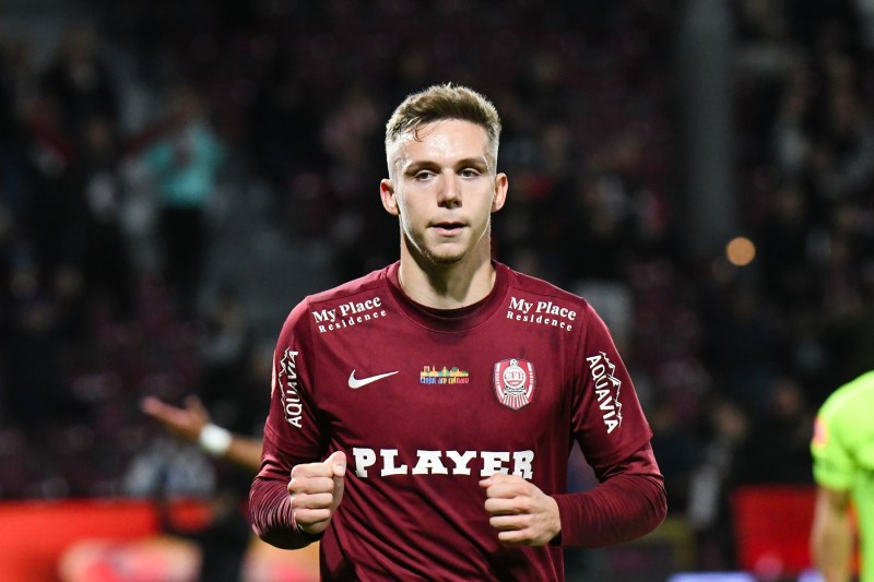 SuperLiga: Remiză cu goluri între FCSB și CFR Cluj. Florin Tănase, eliminat