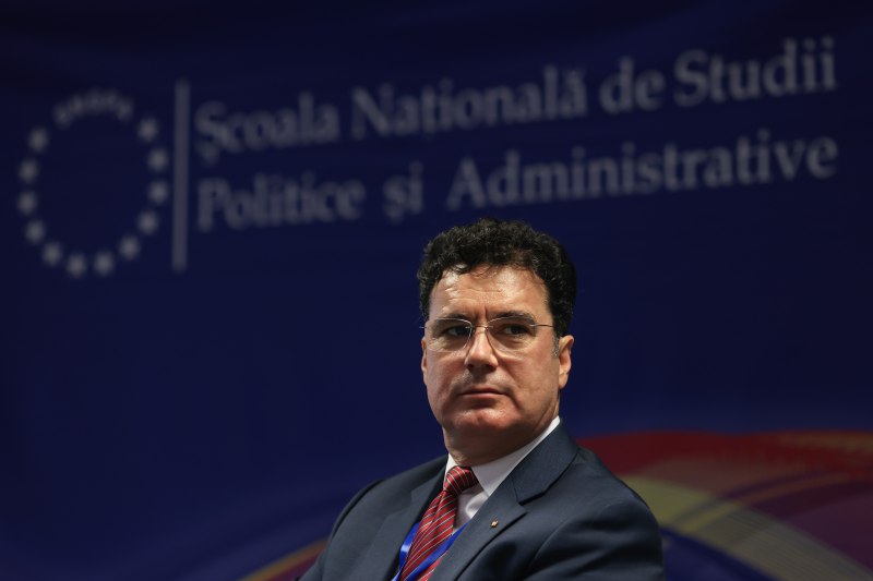 „Un infractor, asociat cu mafia de tip KGB”. Reacție dură din lumea academică la ridicarea lui Călin Georgescu