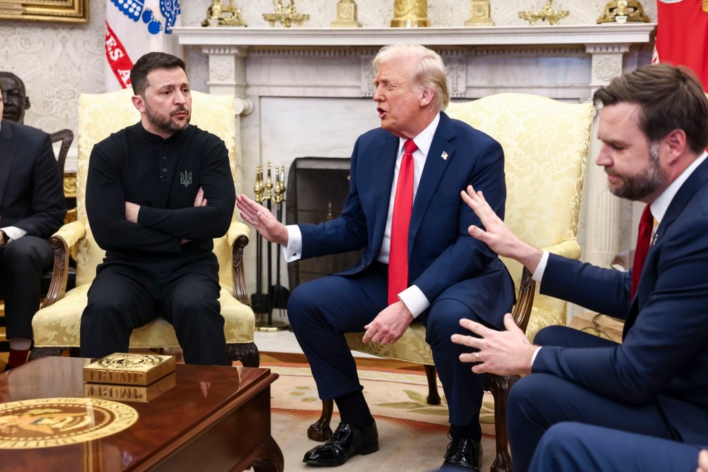 Volodimir Zelenski, față în față cu Donald Trump și JD Vance. Foto: Profimedia