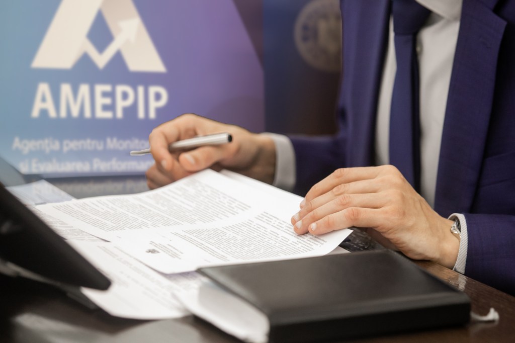 Candidați la șefia AMEPIP. Colaj: Ion Mateș / Hotnews. Foto: Shutterstock, Inquam Photos