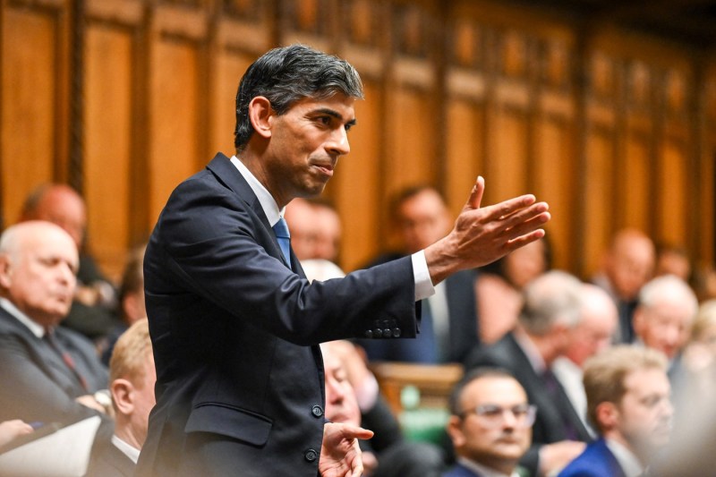 Deputat britanic, inculpat pentru că a pariat pe data alegerilor. A avut acces la date confidențiale din anturajul unui fost premier