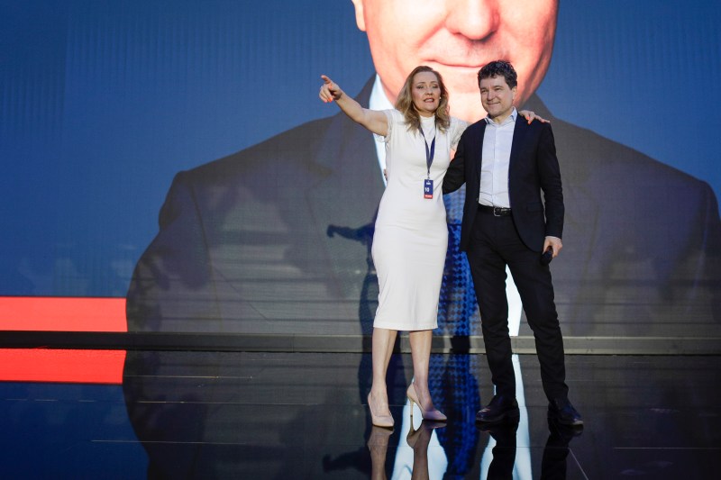 Elena Lasconi acuză că scoaterea ei din cursa prezidențială a fost „orchestrată” de două ori de Nicușor Dan