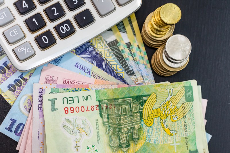 GRAFIC UniCredit anticipează creșterea „substanțială” a TVA după alegeri și reduce prognoza de creștere economică pentru România