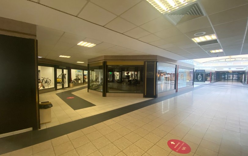 spatii comerciale de inchiriat