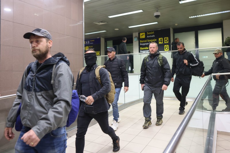 Militarii care participă la activități de mercenariat riscă de la 5 la 10 ani de închisoare, potrivit unui proiect de lege