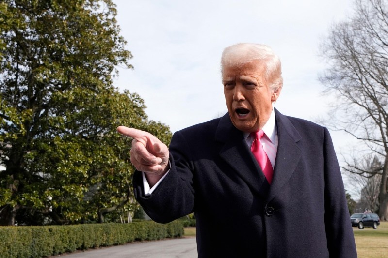 „Oamenii deveniseră cam neliniștiți”. Trump spune de ce a decis pauza de 90 de zile pentru tarifele comerciale