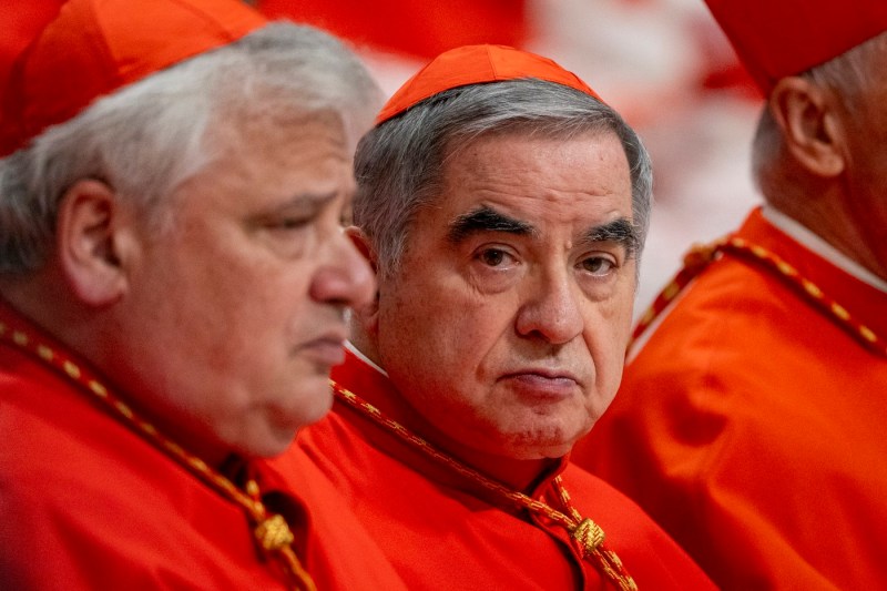 Primul scandal la Vatican după moartea Papei Francisc. Cardinalul retrogradat brusc și fără nicio explicație de Papă spune că are drept de vot: „Am dreptul să particip la Conclav”
