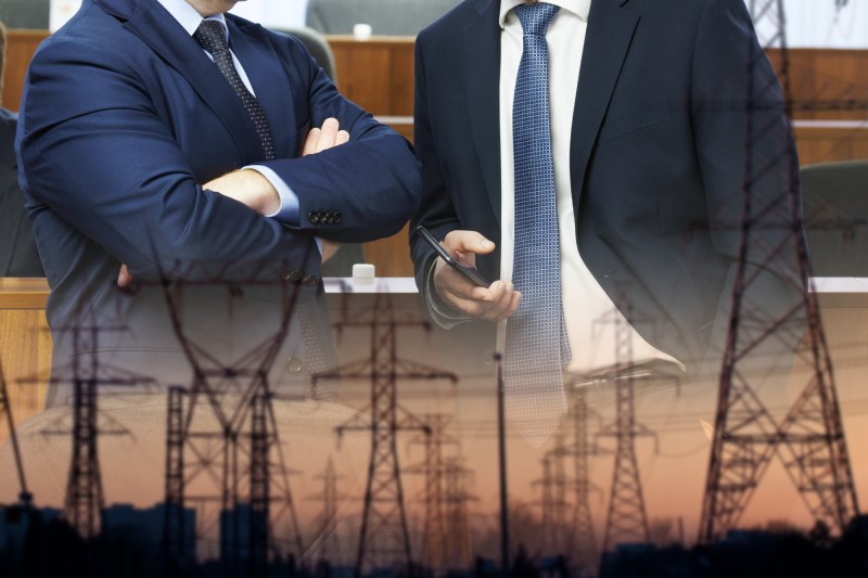 Șefi companii energetice. Colaj: Ion Mateș / Hotnews. Foto: Shutterstock, Dreamstime