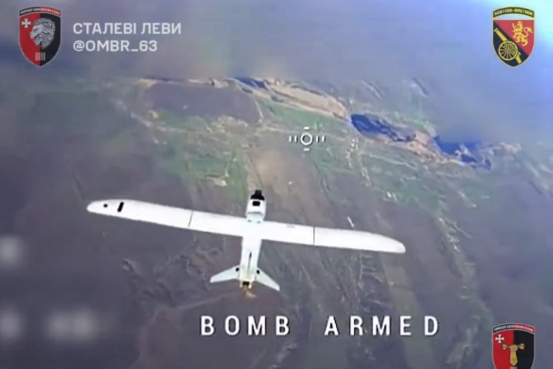 VIDEO O dronă Merlin-VR, considerată cea mai scumpă din arsenalul Rusiei, este „vânată” și doborâtă de ucraineni