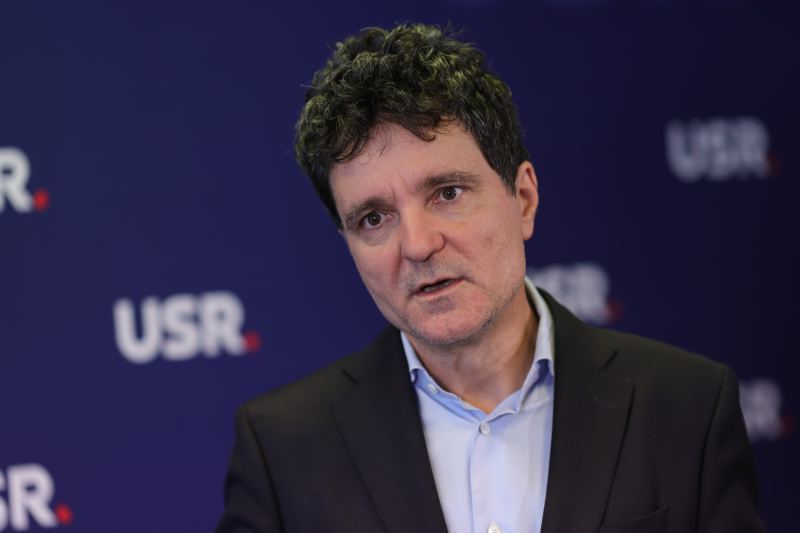 Fotografiile postate de Elena Lasconi pot rămâne online, a stabilit BEC. Nicușor Dan, mesaj ironic la adresa instituției