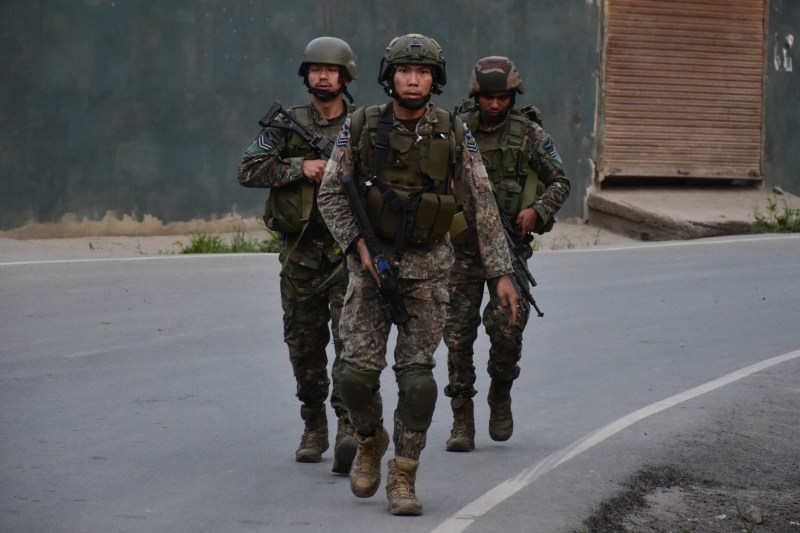 India a atacat Pakistanul. Cât de puternice sunt armatele celor două puteri nucleare