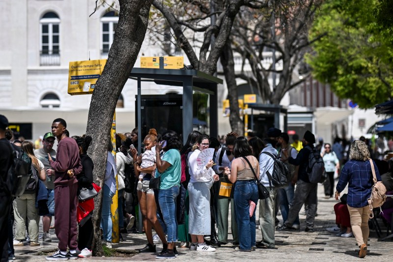 Portugalia anunţă expulzarea a 18.000 de străini înaintea alegerilor