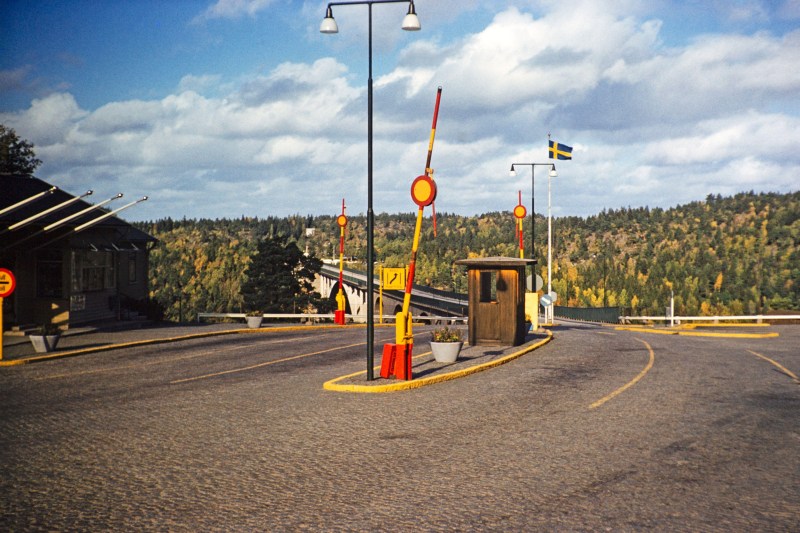 Suedia reintroduce controalele la graniță, începând de luni. Alertă MAE pentru românii care călătoresc acolo