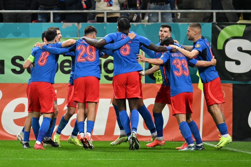 SuperLiga: Când sărbătorește FCSB? Cine decide dacă meciul cu U Craiova se joacă sau nu în ziua alegerilor
