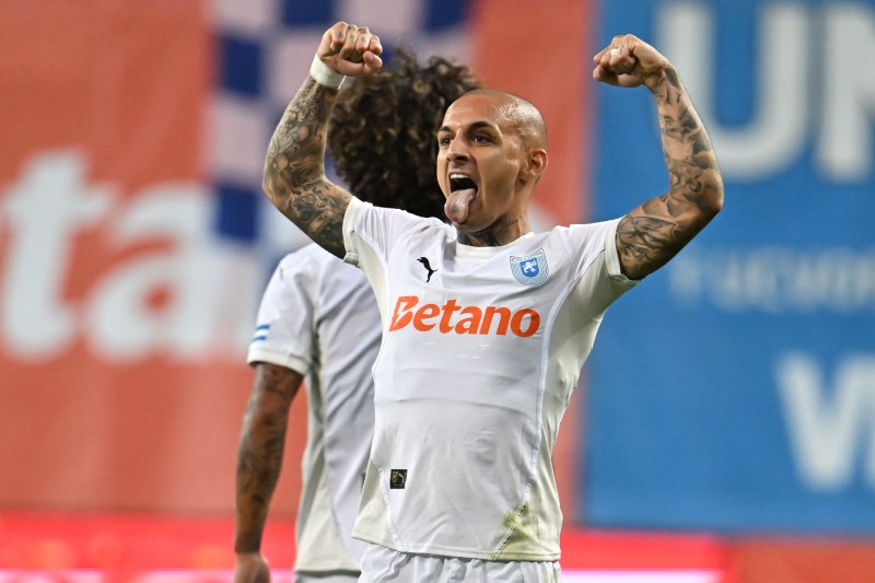 SuperLiga: Universitatea Craiova întoarce scorul cu Dinamo și termină sezonul pe podium – Clasamentul final