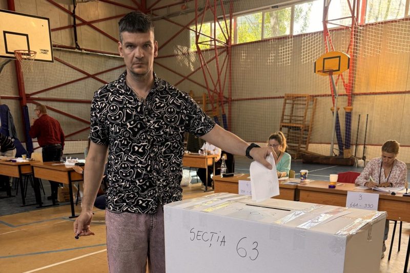 Tudor Chirilă: „Au avut ce au vrut, sǎ-i depǎrteze pe oameni de vot. Mâine ar trebui sǎ rǎsturnǎm asta”