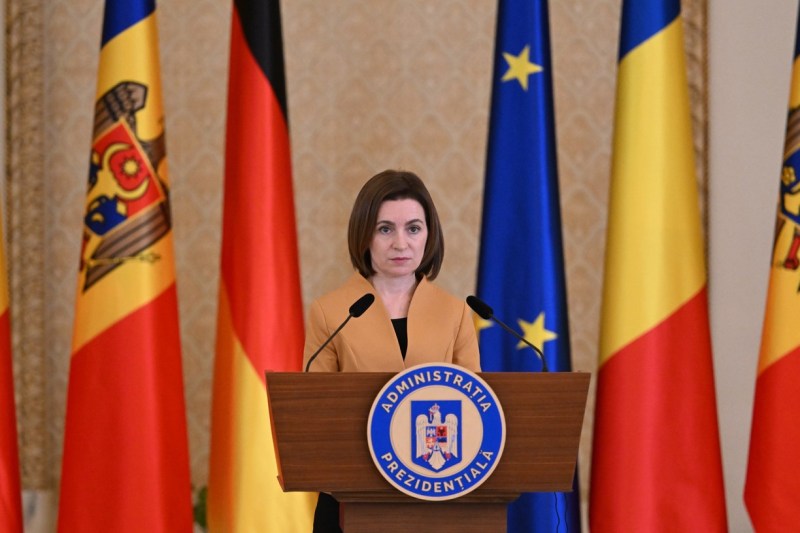 VIDEO Maia Sandu a votat la ambasada României la Tirana