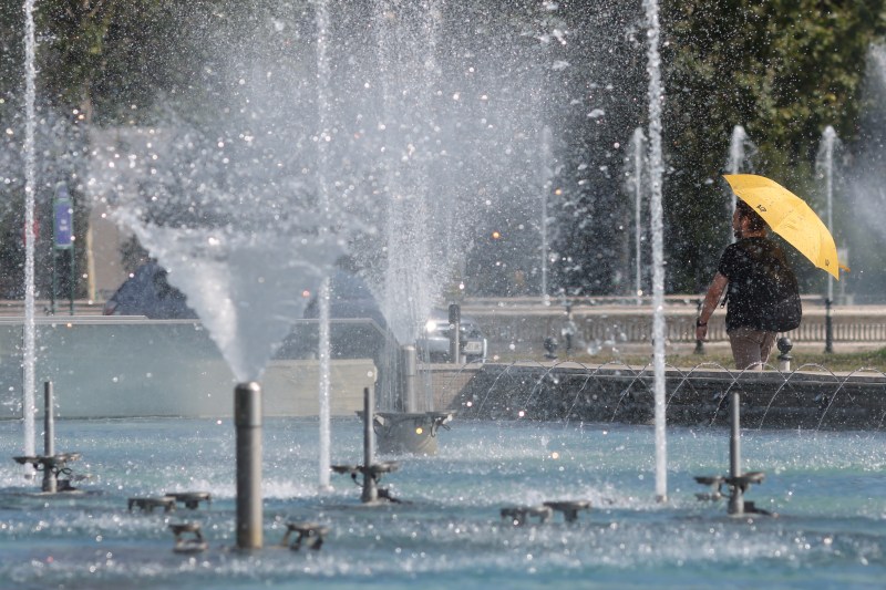 Alerte cod portocaliu și galben de caniculă pentru mare parte din țară, inclusiv la București. Temperaturi de 40 de grade și noapte tropicală