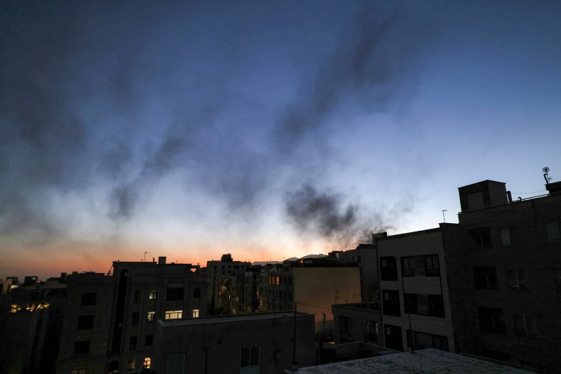 Armata israeliană a anunțat că a efectuat cel mai „extins” val de lovituri asupra Teheranului