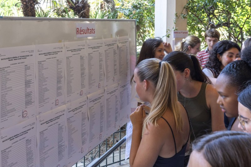 Examen de bacalaureat la 8 ani. Un copil din Franța va da prima probă la filosofie