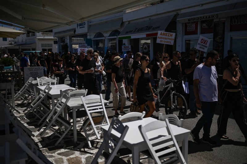 Grevă a patronilor de restaurante pe o insulă turistică populară din Grecia
